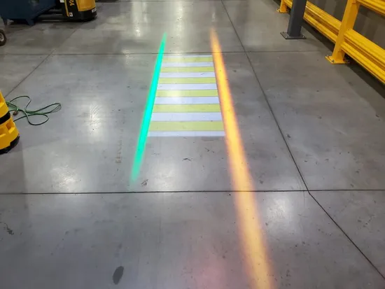 108 W Streifen-LED-Laser-Linienlichtprojektoren, Bodenmarkierungsband, einfach zu installieren