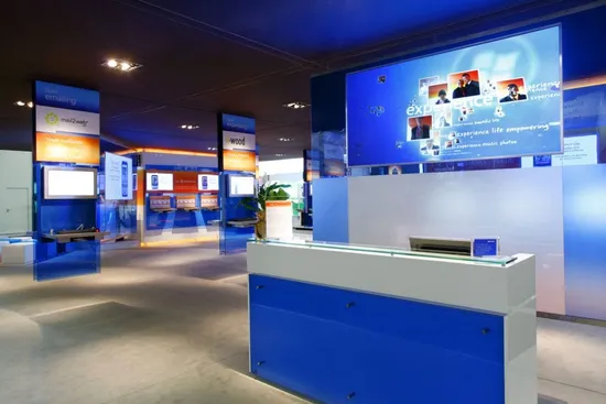 Transparente Rückprojektionsfolie / 3D-Holofolie / für Museen mit bestem Winkel